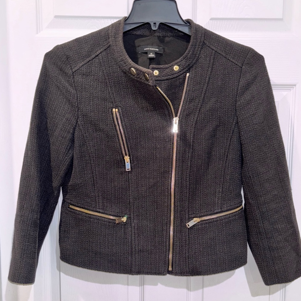 Ann Taylor Black Off Center Front gold Zipper Closure Blazer Suit Jacket  SZ 8‌ - Picture 2 of 9